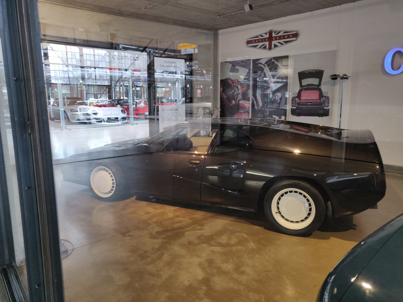 Illustration for article titled I went to an amazing dealership in DĂĽsseldorf